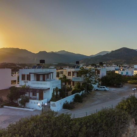 Akrotiri Apartments Makry Gialos  Exterior photo