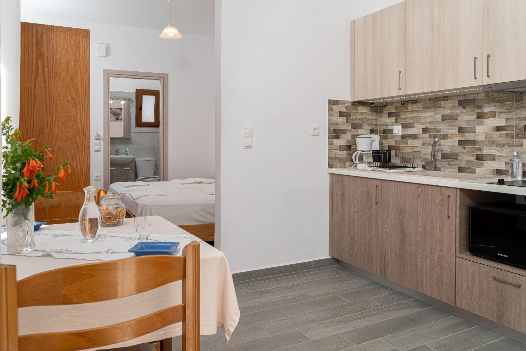 Akrotiri Apartments Makry Gialos  Exterior photo