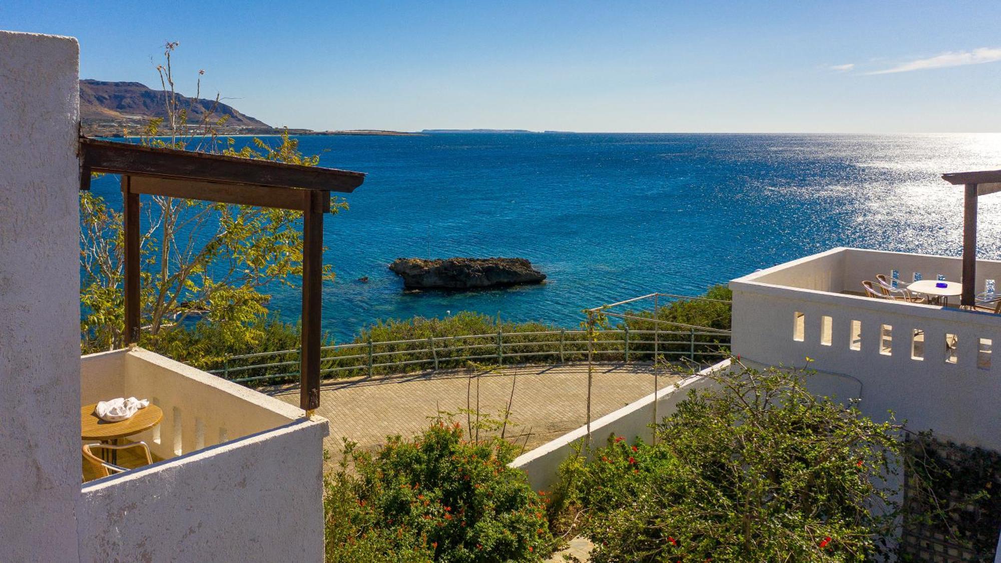 Akrotiri Apartments Makry Gialos  Exterior photo